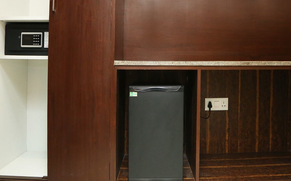 I V Sanctum Hotel Bangalore Bagian luar foto