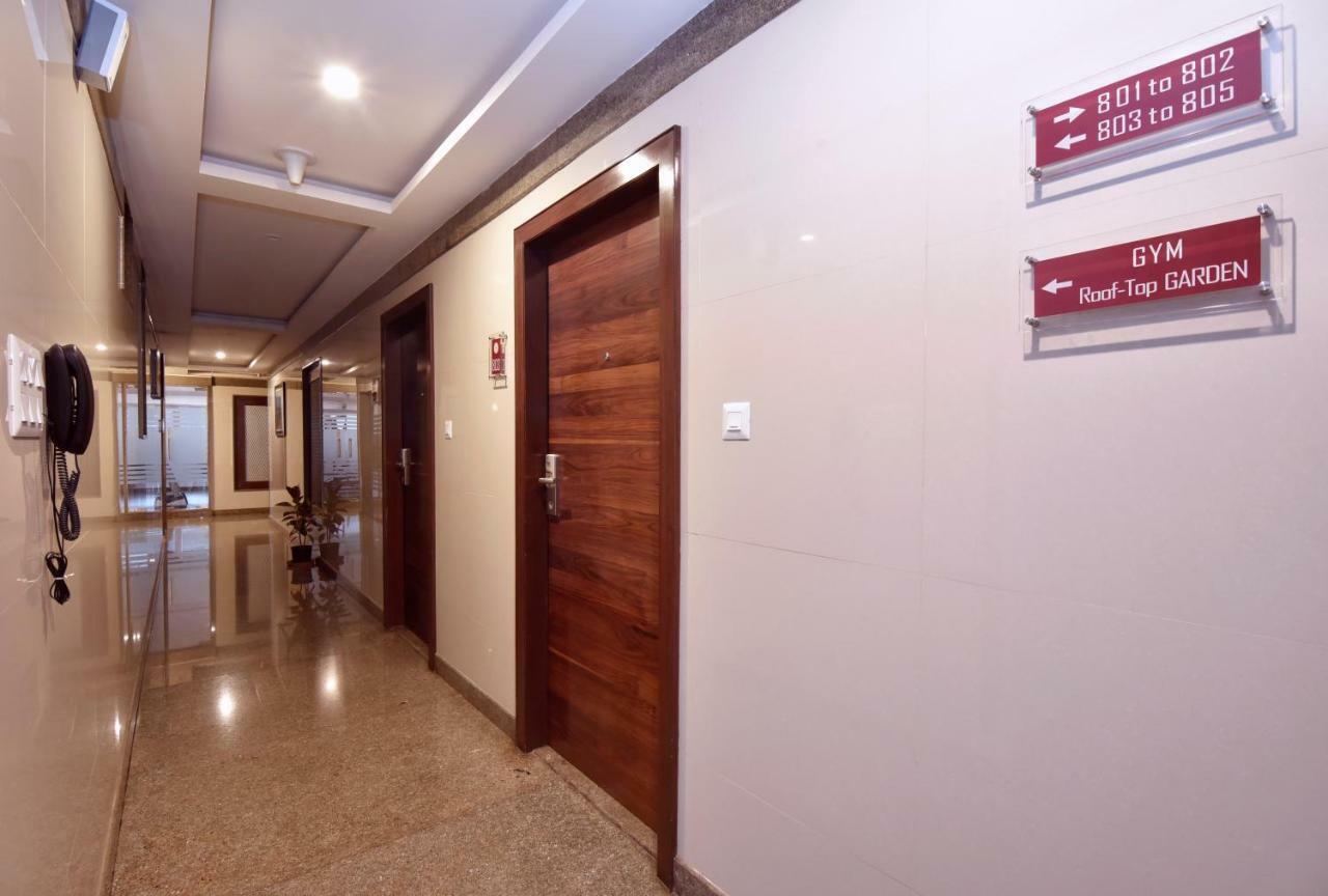 I V Sanctum Hotel Bangalore Bagian luar foto